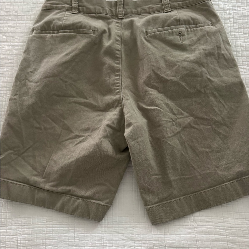 J. Crew Men's Khaki Flat Front Shorts W32 - Picture 2 of 3
